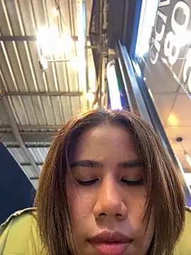 Kath_C live cam on Stripchat