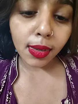 Cute-Simmi69 live cam