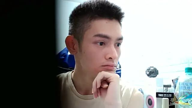 thisisbook_223 live cam