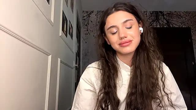 PamelaFougere live cam