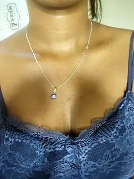 Simran_0011 live cam