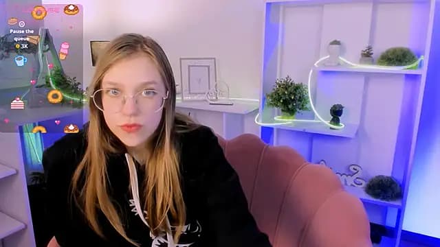 LayriantaVee live cam