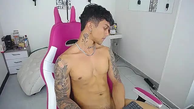 Leonard_Price live cam