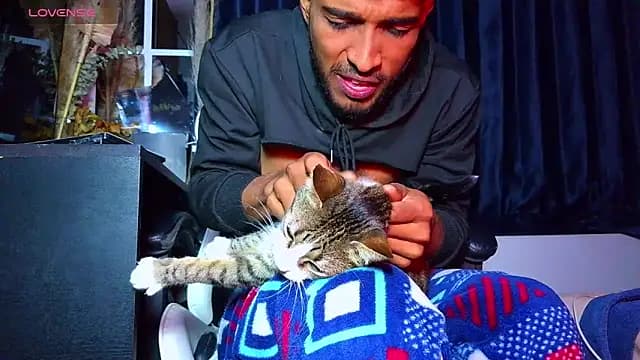 the_dog_lian live cam