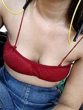 CuteSarikaLIVE live cam