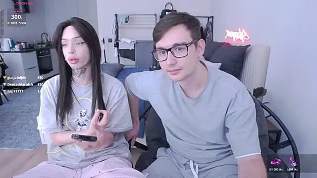 Tanya_M live cam on Stripchat