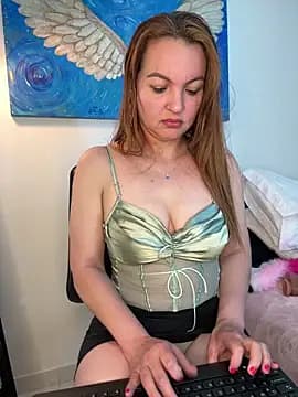 Viictoria-Jones live cam