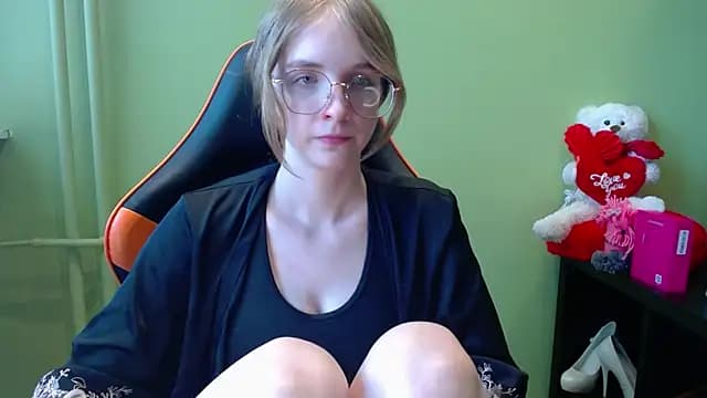 juicyPenny live cam on Stripchat