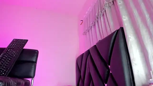stephany_doll_ live cam