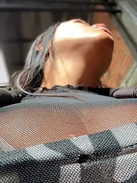 _Mia-Safety_Inspector live cam