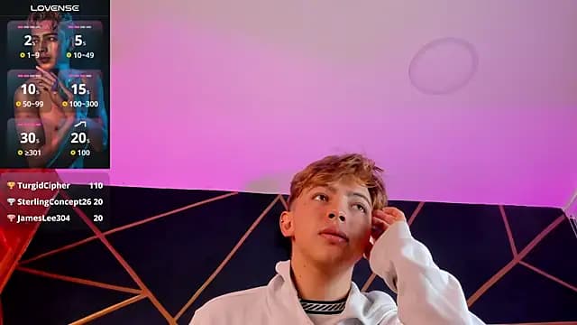 Lian_Miller1_ live cam