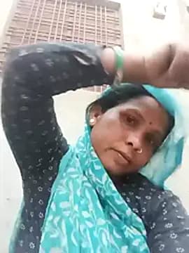 Shreya_pandit live cam