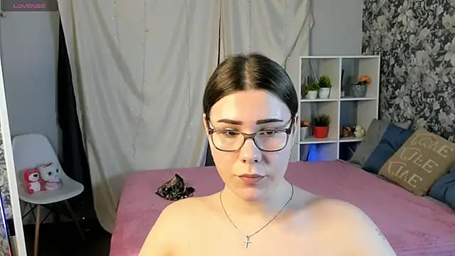 Coraline_kitty live cam