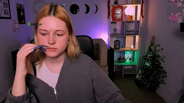 trixy_melison live cam