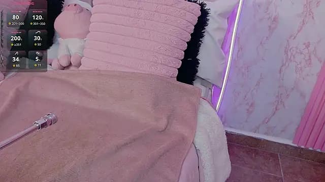 Hanaa_rosse live cam