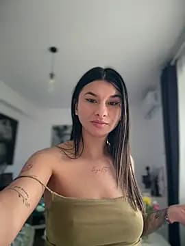 DramaQueen__ live cam