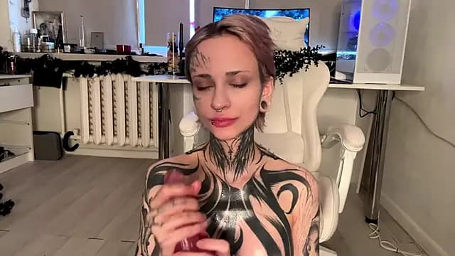 KizzieSherbert live cam