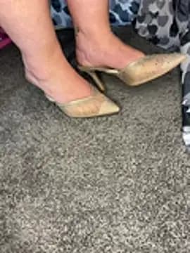 Barefoot_Cunntessa live cam