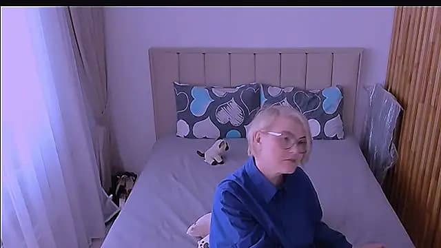 sabrinamacmarren live cam