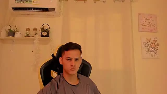sexy_andres01 live cam