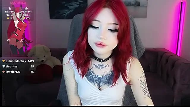 Emma_Kirks live cam