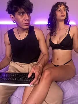 abrilandjulian live cam