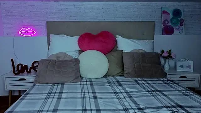 Melissa_me0w live cam