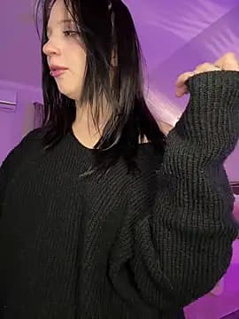 YourLittleDevil live cam