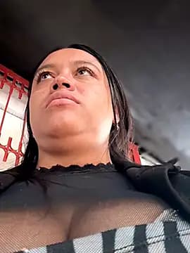 _Mia-Safety_Inspector live cam