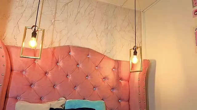 rosse_channel__ live cam on Stripchat