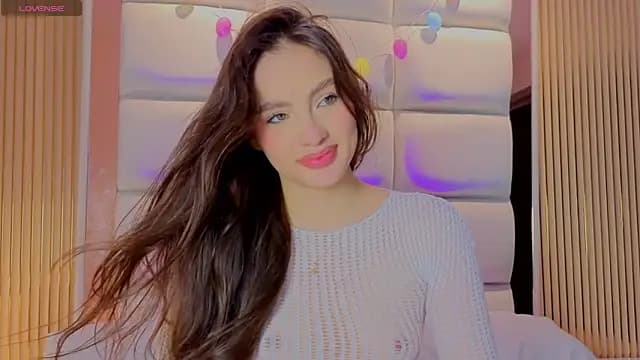 Megaan_Rousee live cam