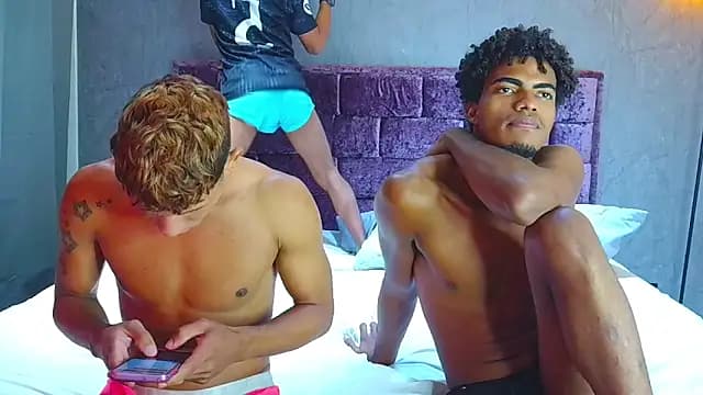 The_golden_boys1 live cam