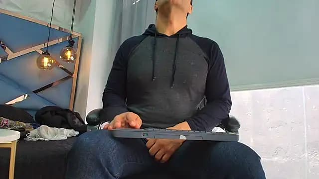 juanses_n_toro live cam