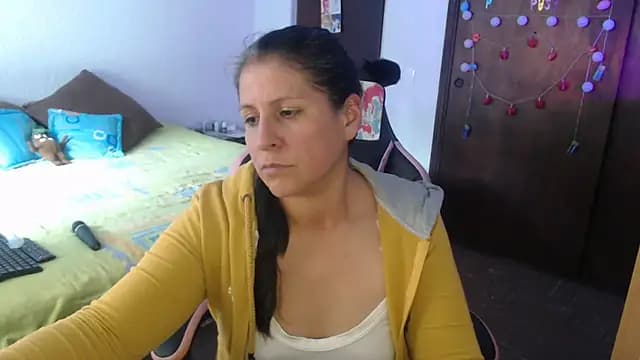 LucifernandaSw live cam