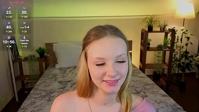 StaceyyJones live cam