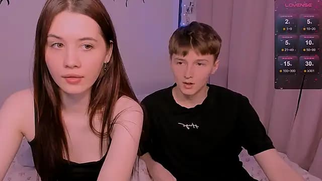 CoddleWeeper_ live cam