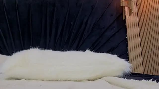 Megan-Horney live cam