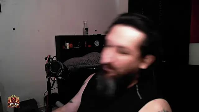 DevilPup75_ live cam