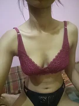 Curvy_Amyra live cam