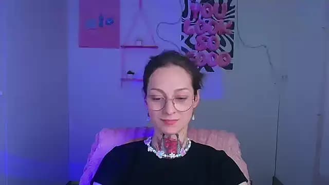 Esmi_Winter live cam