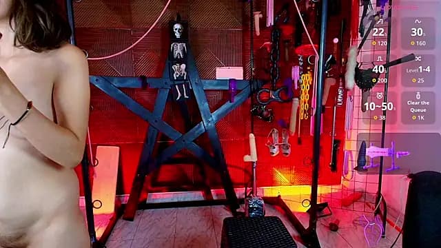 Misstresss_aurora_bdsm live cam