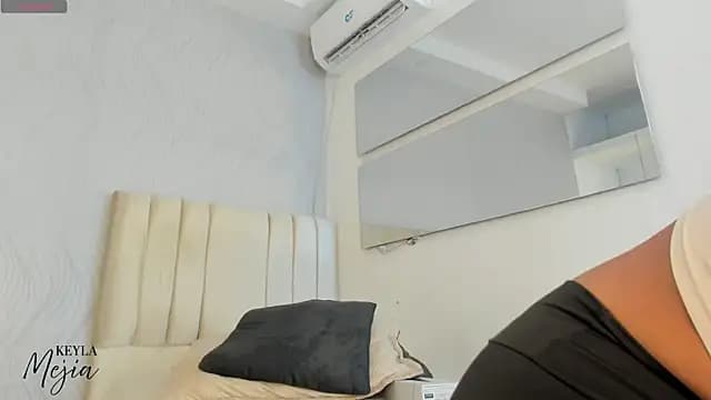 keyla_mejia live cam