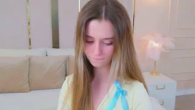 MarybethSnow live cam