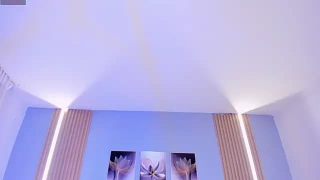 _ValeryCooper live cam on Stripchat