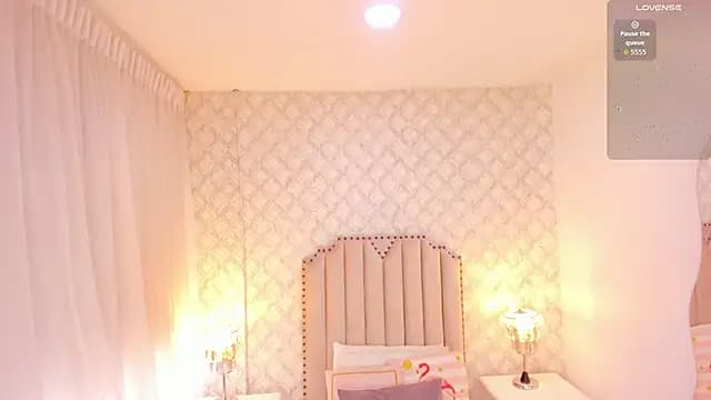 Pia_Johnson_ live cam