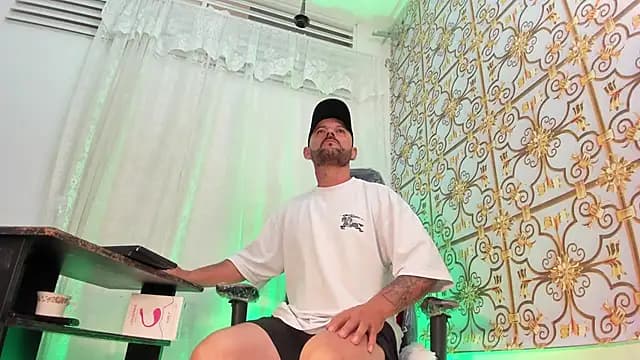 HardenedDad live cam