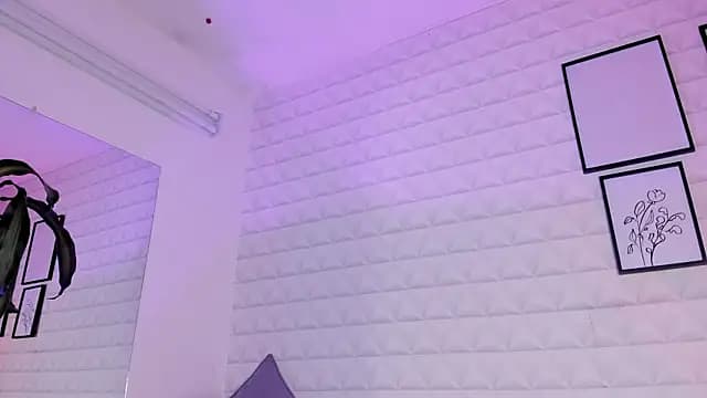 Lizzie-Evans live cam