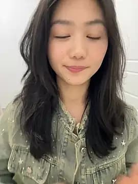 Shanshan_1267 live cam on Stripchat