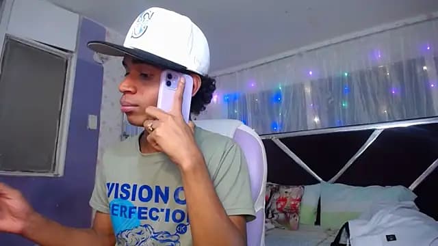 Santy_bigcock_01 live cam