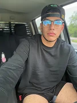 StrokingDaddy4 live cam